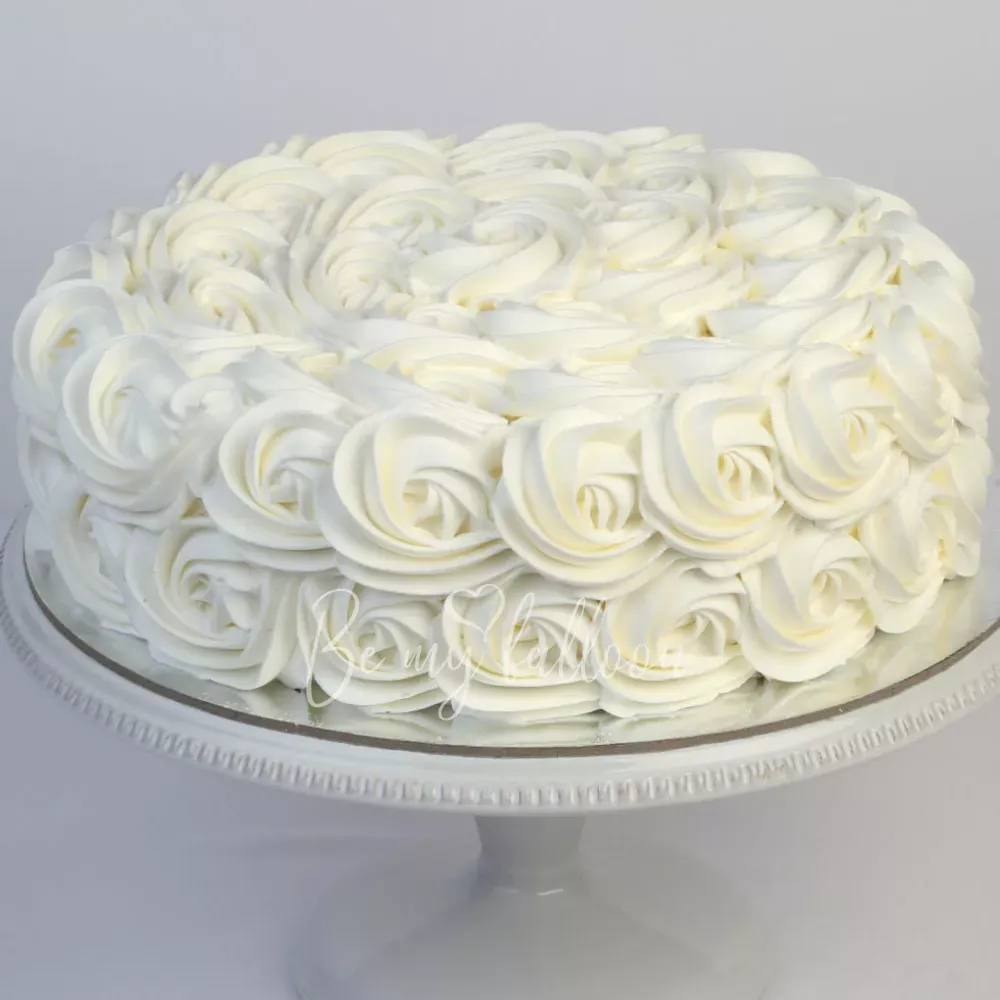 White Rose Cake