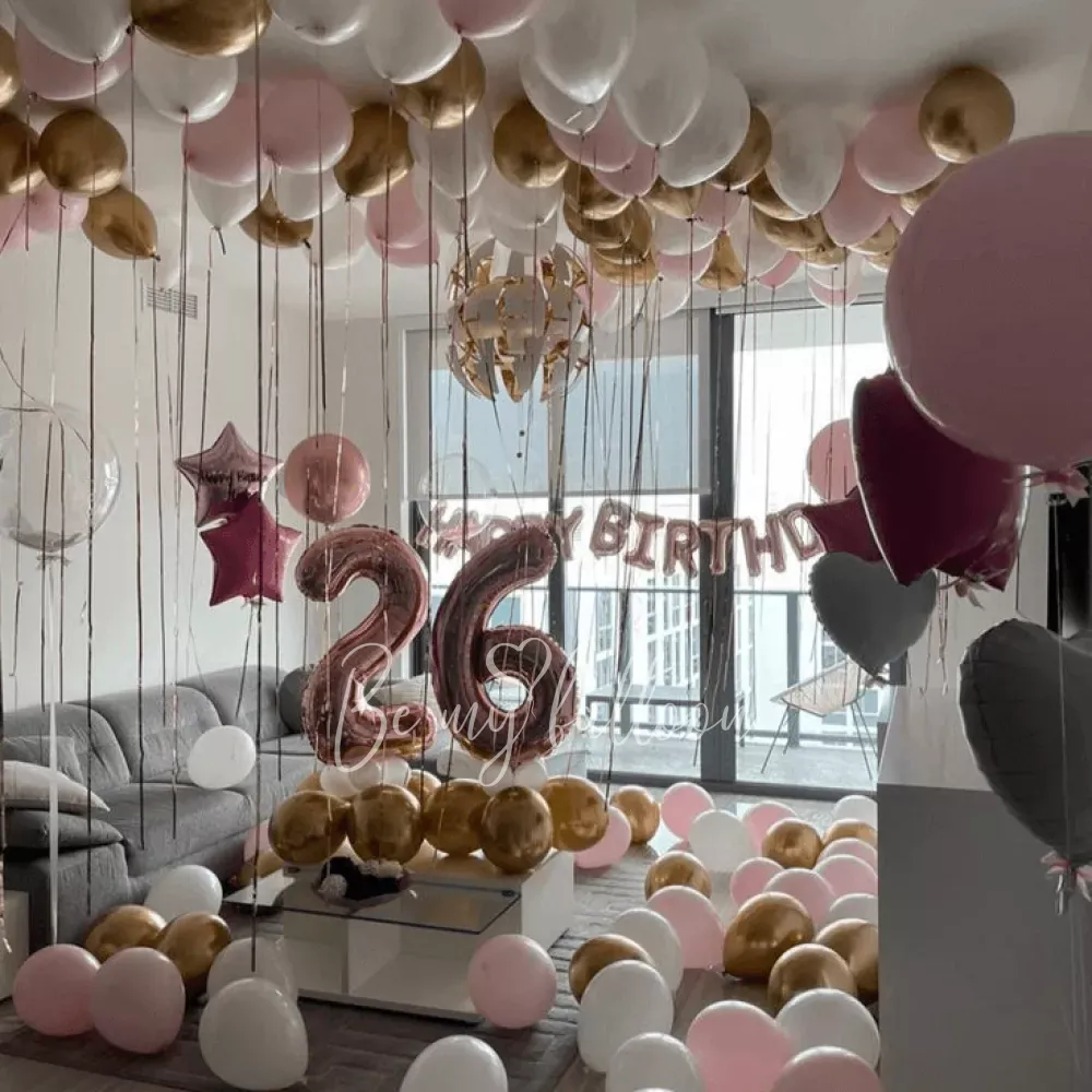 Композиция из шаров с цифрой