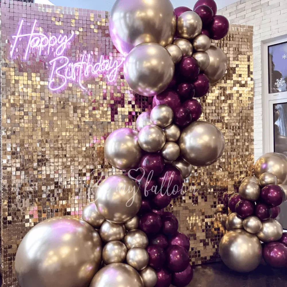 Композиция с золотым мерцанием “С днем рождения”