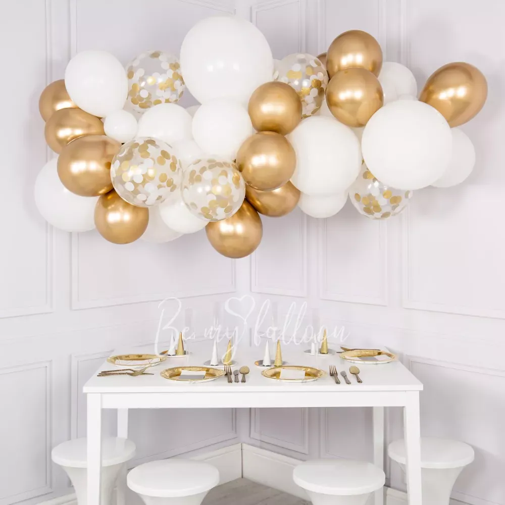 White Christmas Balloon Garland